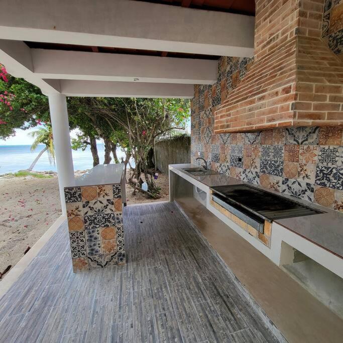 Marysol Beachfront Next To Nomads D6 Isla Mujeres Exterior photo